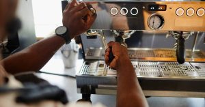 Máy pha cà phê espresso công nghệ hiện đại