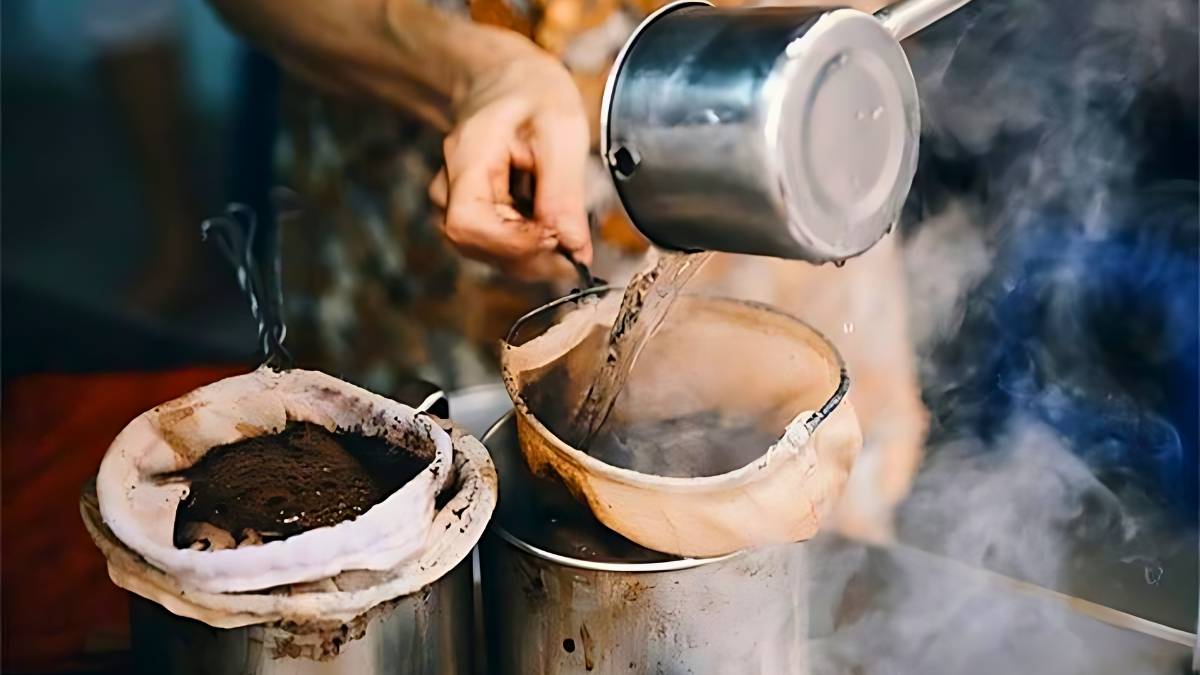 Cách pha cà phê vợt đặc biệt đậm chất Việt Nam