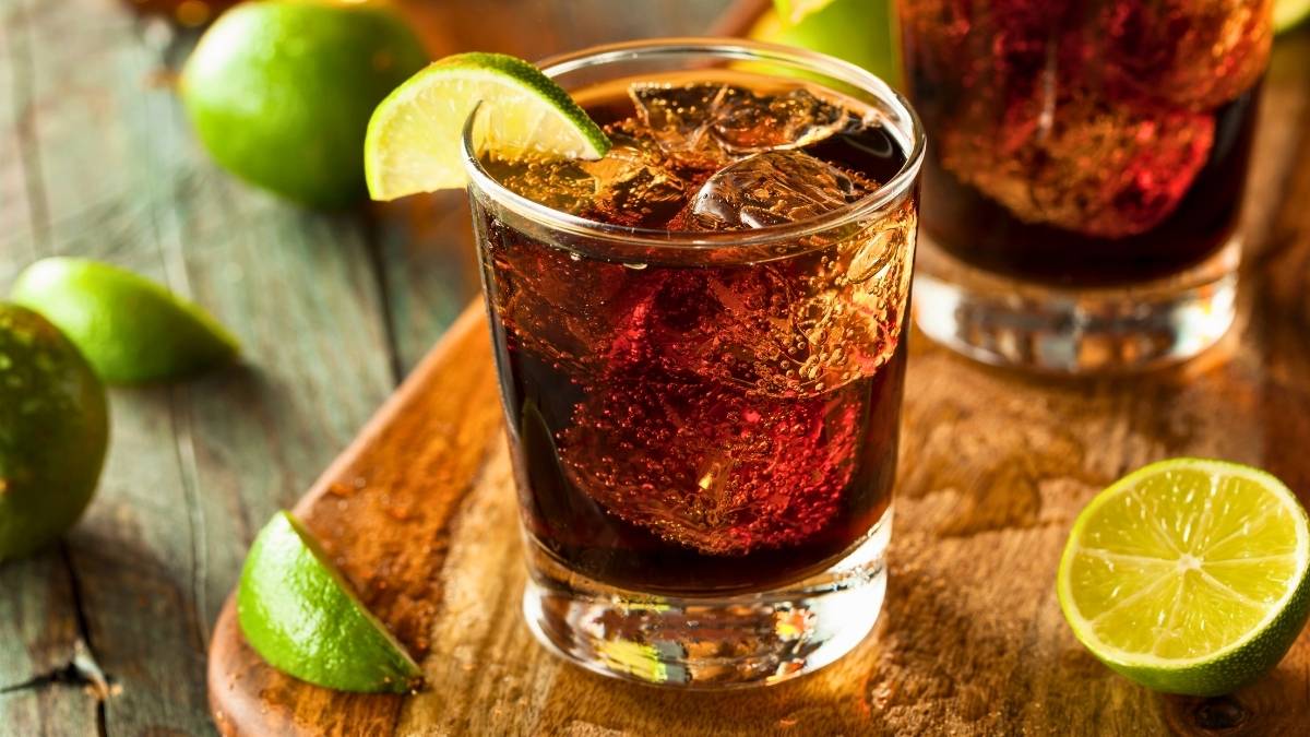 Cách pha cafe với rượu rum thơm ngon độc đáo
