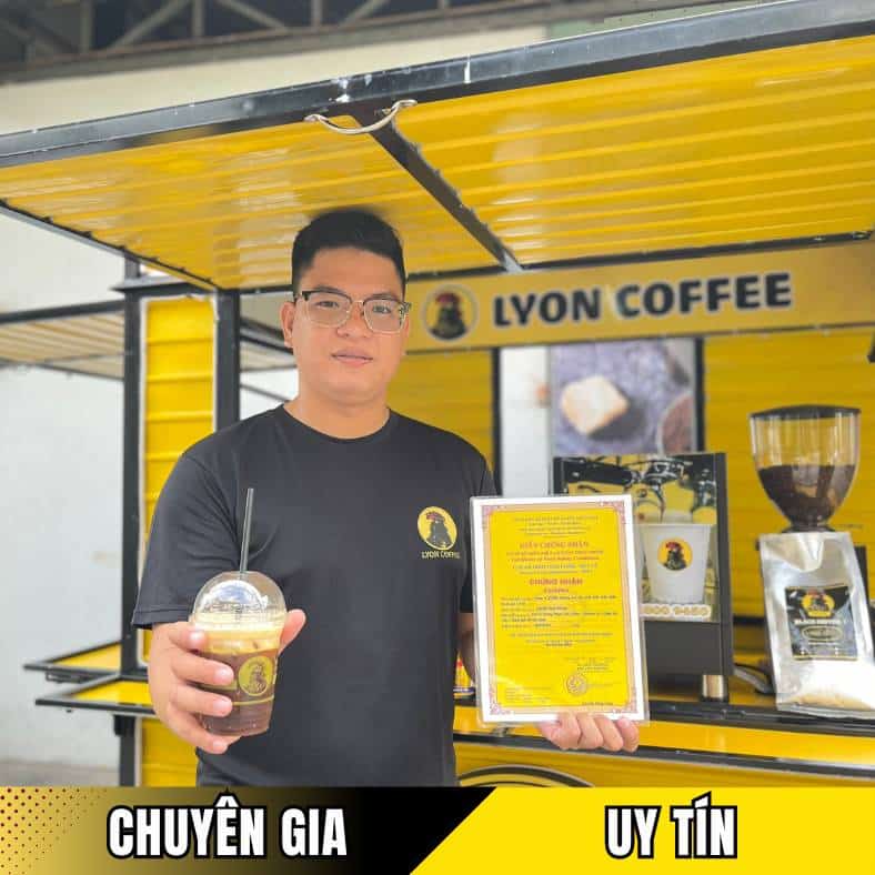 Giấy tờ vệ sinh an toàn thực phẩm của Lyon Coffee