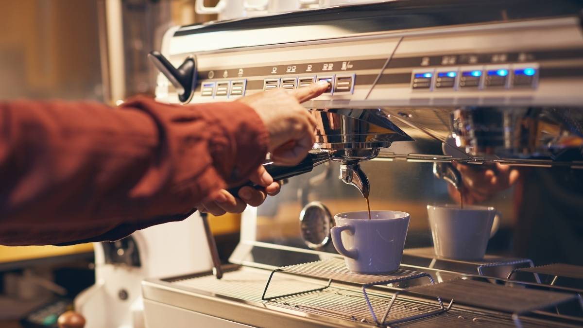 Máy pha cà phê và máy xay cà phê tại Cà Mau