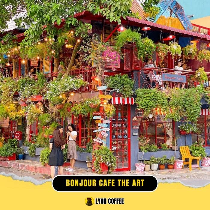 Bonjour Cafe The Art - Quán cà phê Sài Gòn view đẹp quận 2