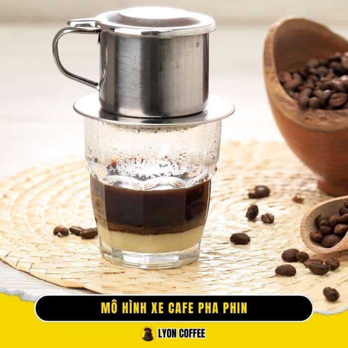 So sánh mô hình xe cafe pha máy và xe cafe pha phin mang đi