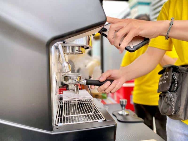 Chi Phí Đầu Tư Thấp – Hạn Chế Rủi Ro Khi Khởi Nghiệp
