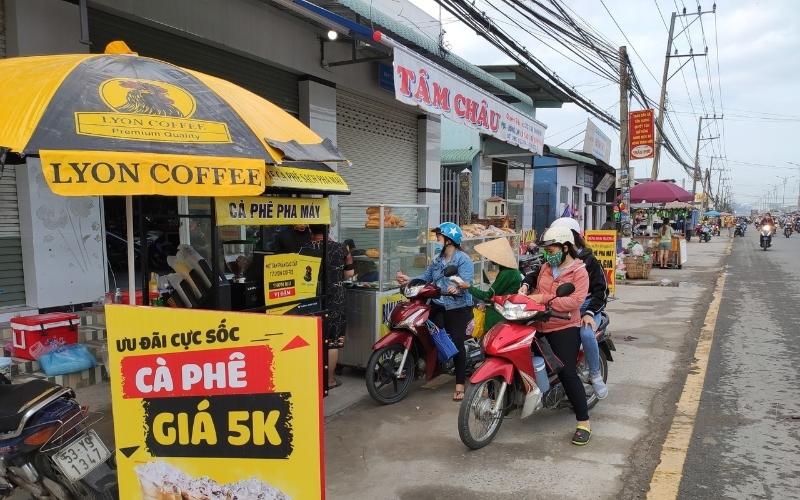 mô hình xe quầy cafe take away được nhiều đối tác sẵn sàng đầu tư mở bán